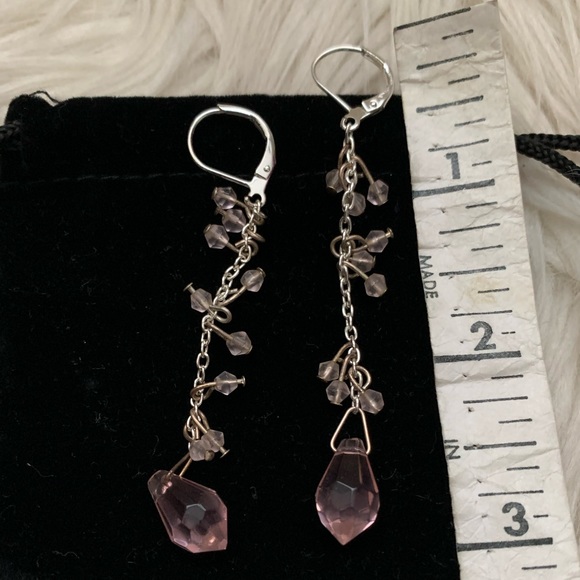 Guess Earrings - Picture 5 of 6